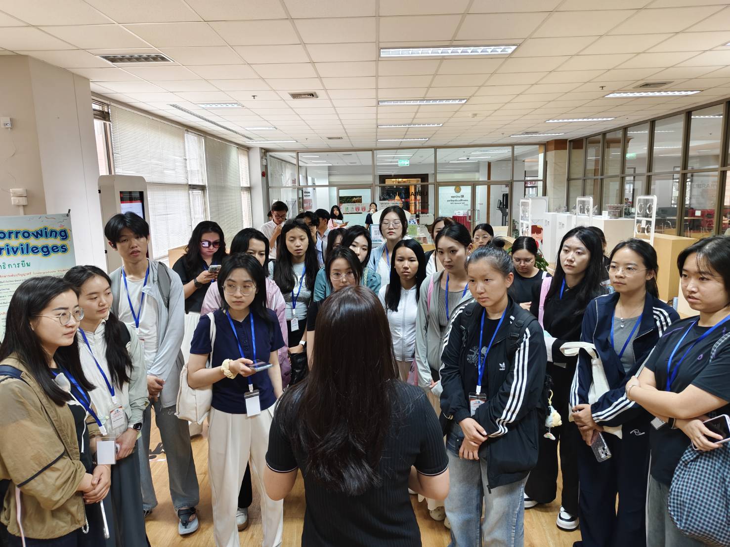ศูนย์บรรณสารฯ ได้ต้อนรับนักศึกษาแลกเปลี่ยนจาก Yunnan University of Traditional Chinese Medicine 