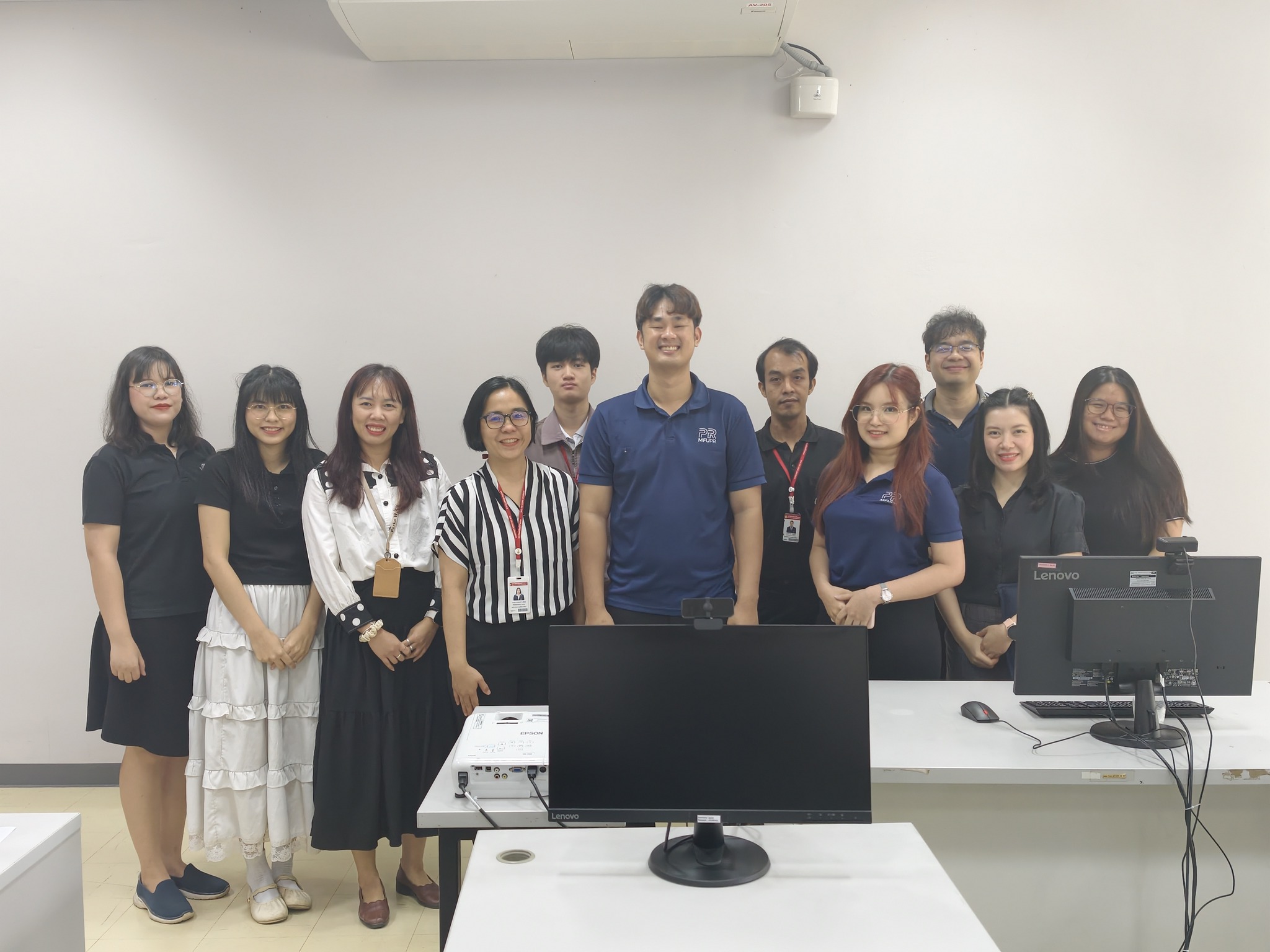 ศูนย์บรรณสารฯ จัดกิจกรรมแลกเปลี่ยนเรียนรู้ 